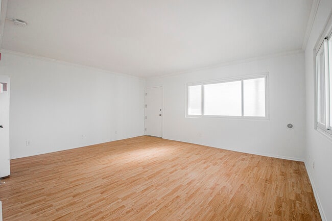 Building Photo - 5845 Interceptor St