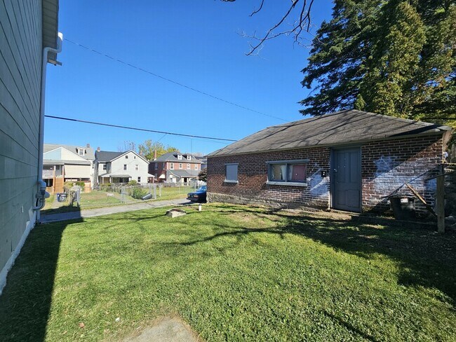 Foto del edificio - 830 Hoyt St