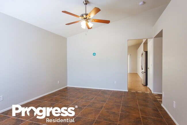 Building Photo - 2150 E Williams Dr