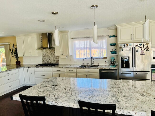 Building Photo - 5319 Westbury Ct