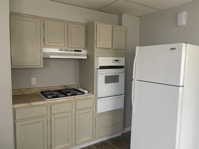 Foto del edificio - 3756 Tyler St