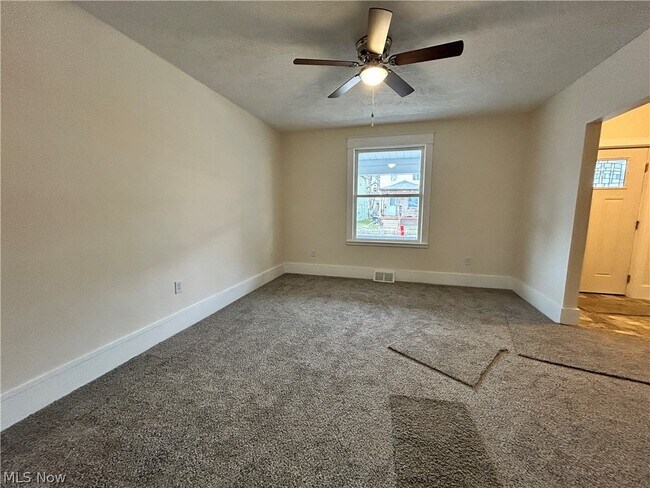 Foto del edificio - 316 Henry Ave