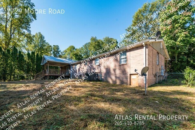 Foto del edificio - 2729 Moore Rd