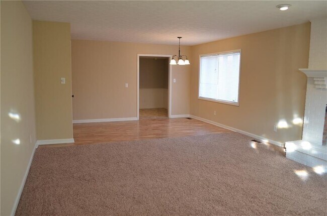 Building Photo - 6248 Apache Dr