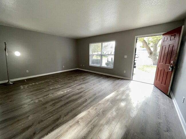 Photo - 2275 Granada Dr House