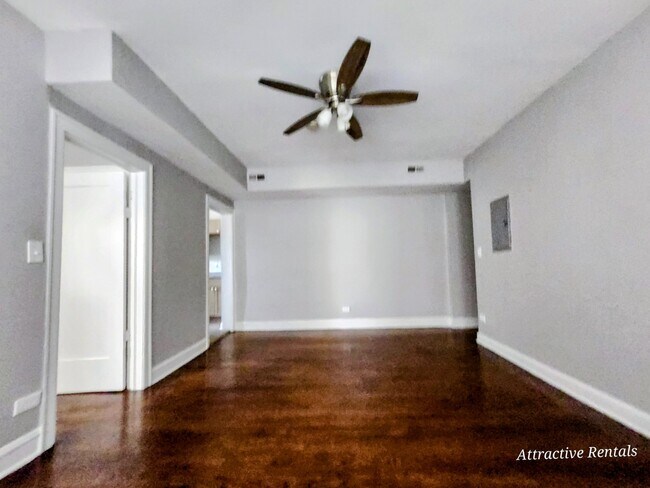 Foto del edificio - 7935 S Vernon Ave