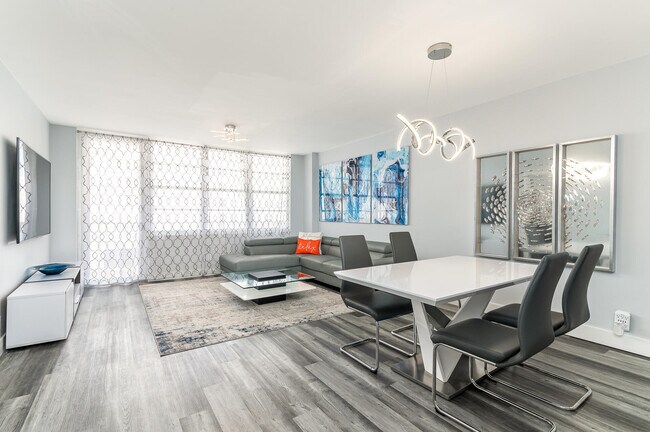 Foto del edificio - 3725 S Ocean Dr