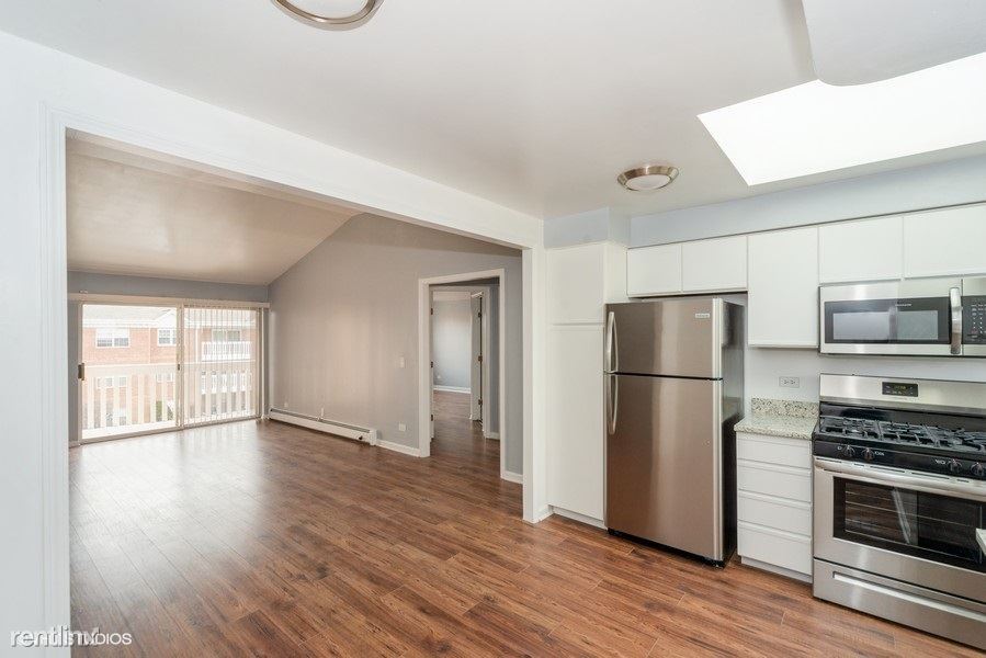 Primary Photo - 2 br, 2 bath Condo - 6560 W Belmont Ave