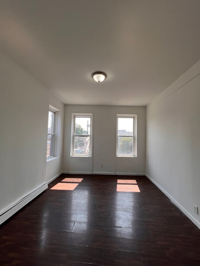 Building Photo - 89 Belmont Ave