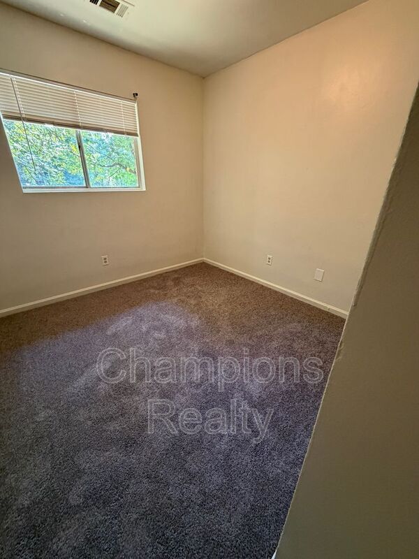 Building Photo - 1508 Bowie Ave