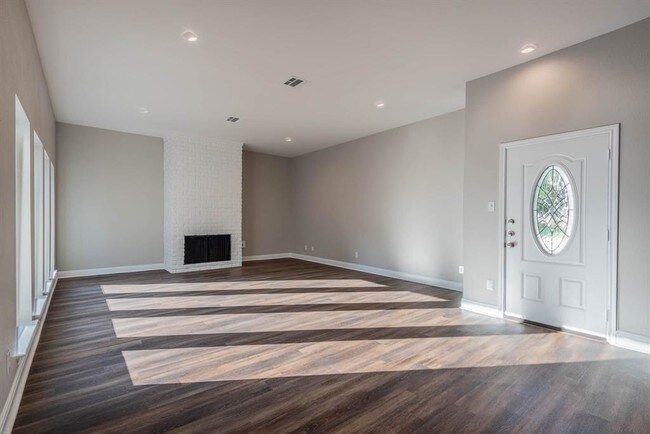 Foto del edificio - 1010 Glacier Hill Dr