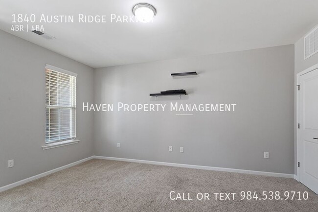 Foto del edificio - 1840 Austin Ridge Pky