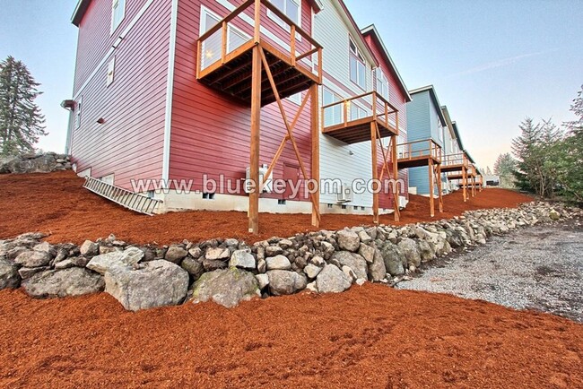 Building Photo - BRAND NEW! Unit 207-C:  3 Bed, 2.5 Bath To...