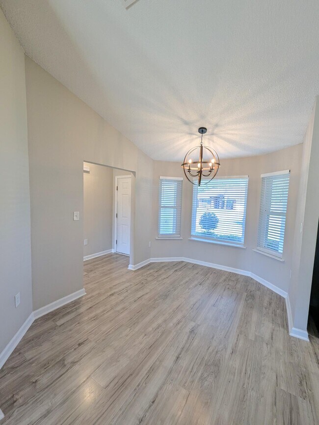 Building Photo - 8233 Hartington Dr