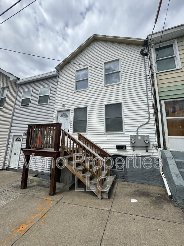 Primary Photo - 61 14th St