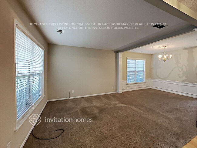 Foto del edificio - 172 Wallnut Hall Cir