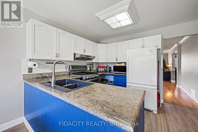 Building Photo - 117 Beechfern Dr