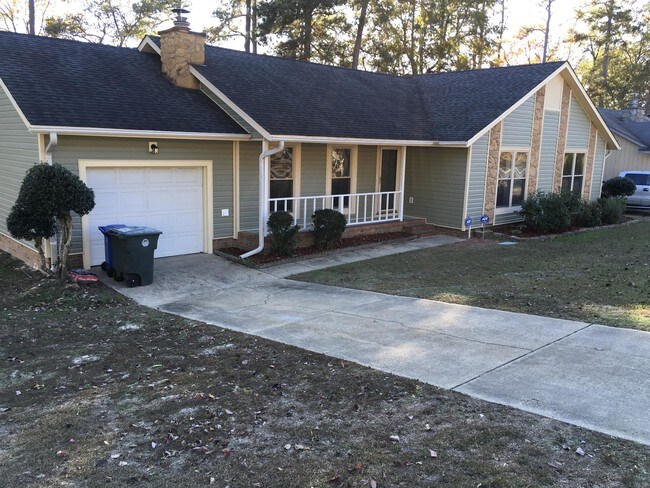 Building Photo - 1823 Eichelberger Dr
