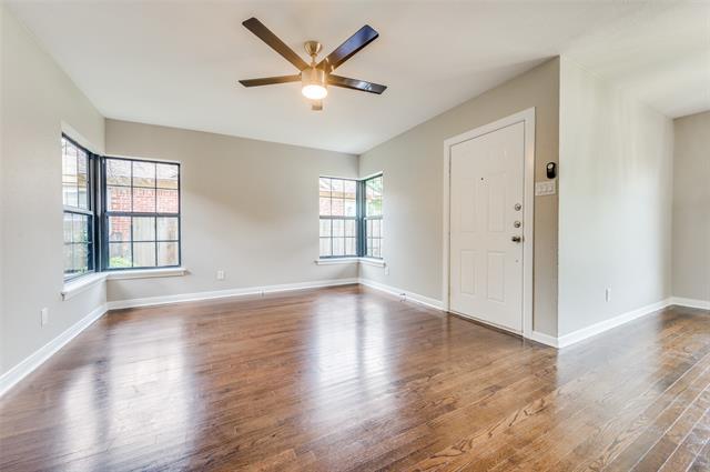 Foto del edificio - 1124 McAdams Ave