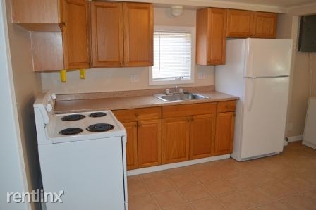 Foto del edificio - 3 br, 1 bath House - 4444 Bedford St
