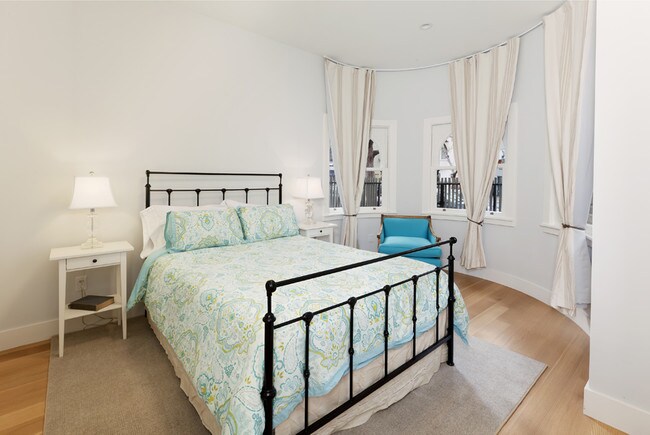 Foto del edificio - 2735 Folsom St