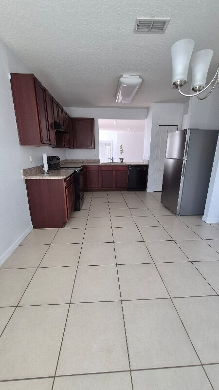 Foto del edificio - 136 Tracy Cir