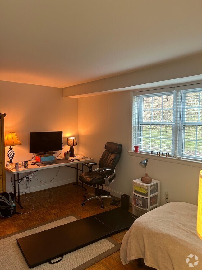 Villages of Homeland Student Apartments for Rent Baltimore, MD 11