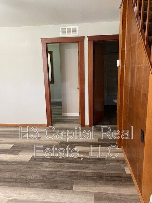 Photo - 115 N Border St House