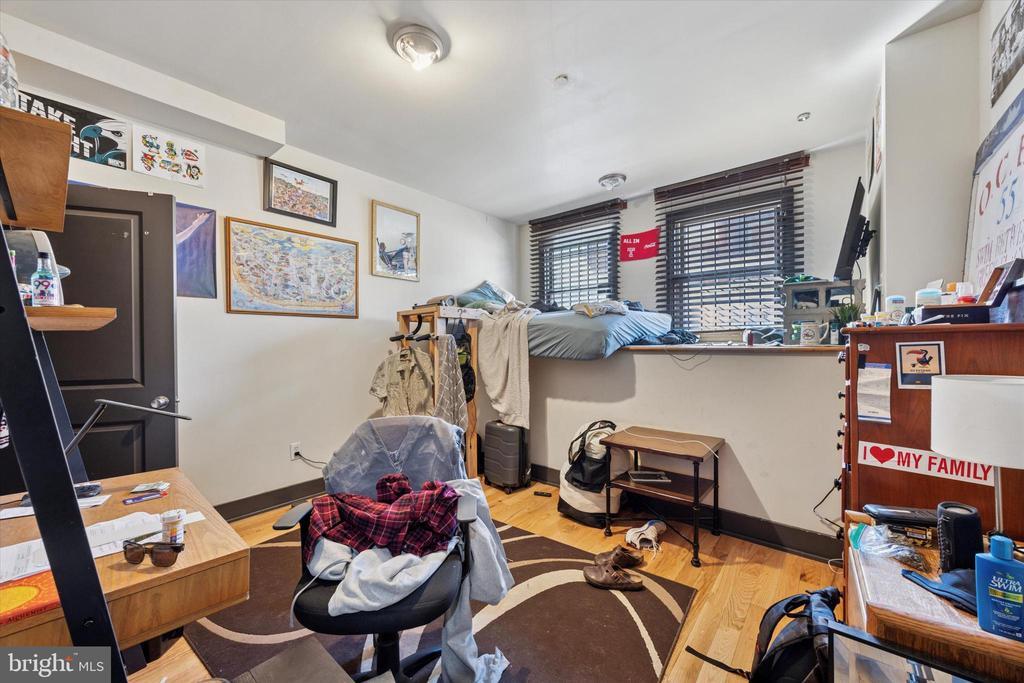 Foto principal - 1707 Arlington St