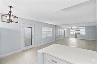 Building Photo - 221 Normandy Ln