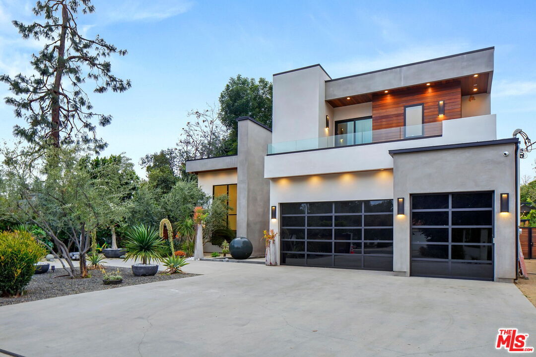 Foto principal - 6029 Melvin Ave