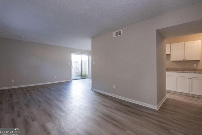 Building Photo - 3798 Mulkey Cir SW