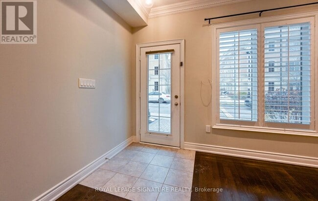 Building Photo - 37 Hargrave Ln