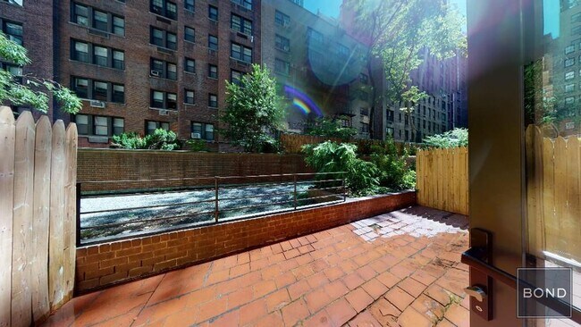 Foto del edificio - 405 E 56th St