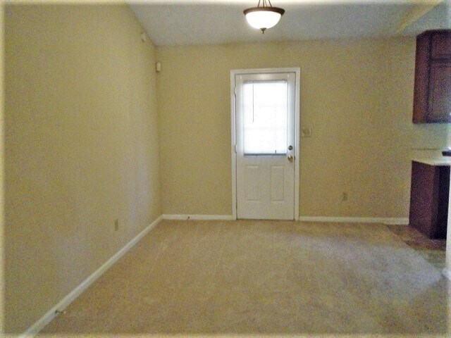 Foto del edificio - 6114 Amberly Road