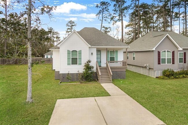 Building Photo - 60471 Coral St