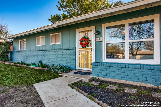 Building Photo - 4010 Tallulah Dr