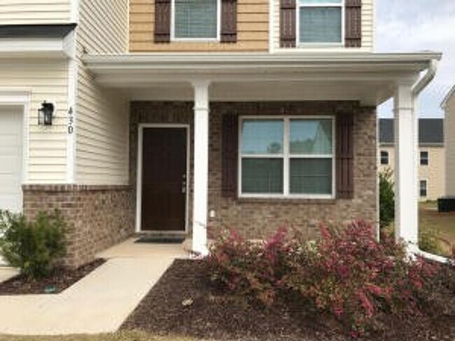 Building Photo - Two story traditional home in Sophia Landing.