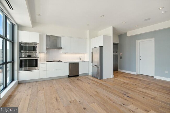 Foto del edificio - 240 N 2nd St