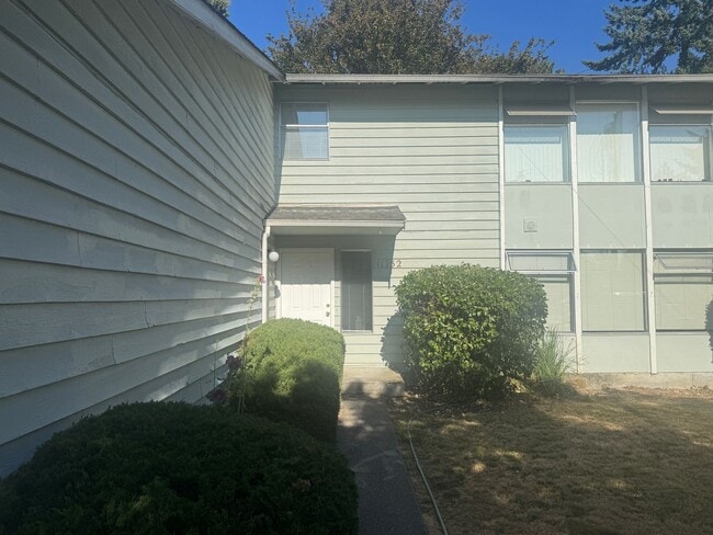 Building Photo - 3bd/1.75ba Seattle Home