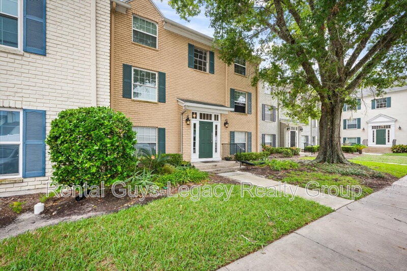 Foto principal - 4331 Plaza Gate Ln