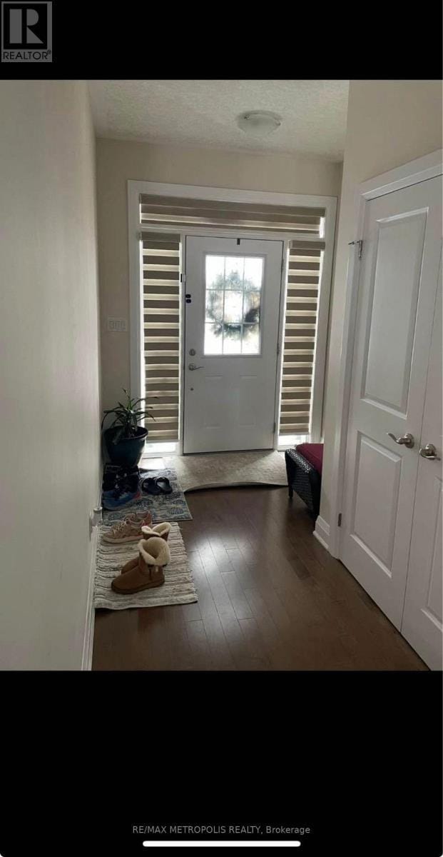 Photo du bâtiment - 265 Woodbine Ave