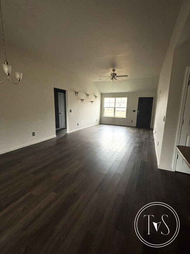 Foto del edificio - 43 Persimmon Blvd