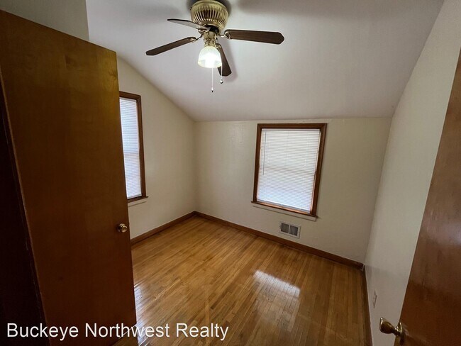 Building Photo - 3 br, 1 bath House - 2046 Balkan Pl