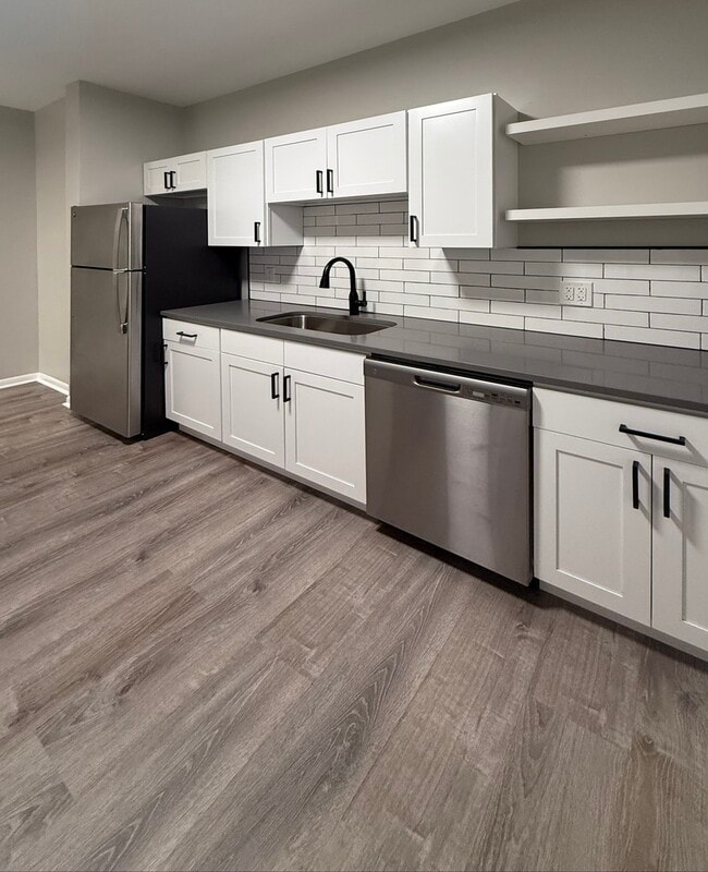 Building Photo - 2525 N Orchard St