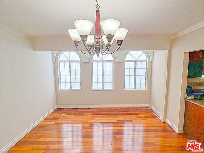 Foto del edificio - 205 N New Hampshire Ave