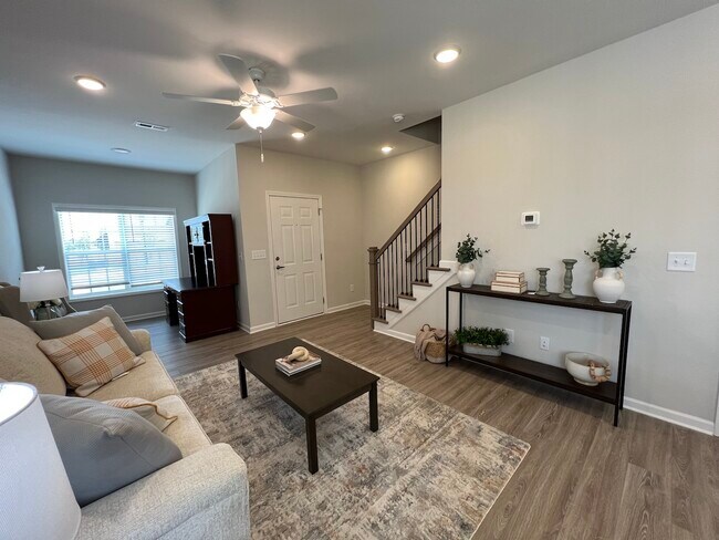 Foto del edificio - 3768 S Mebane St