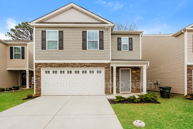 3156 Green Apple Dr, Dallas, NC 28034 House for Rent in Dallas, NC