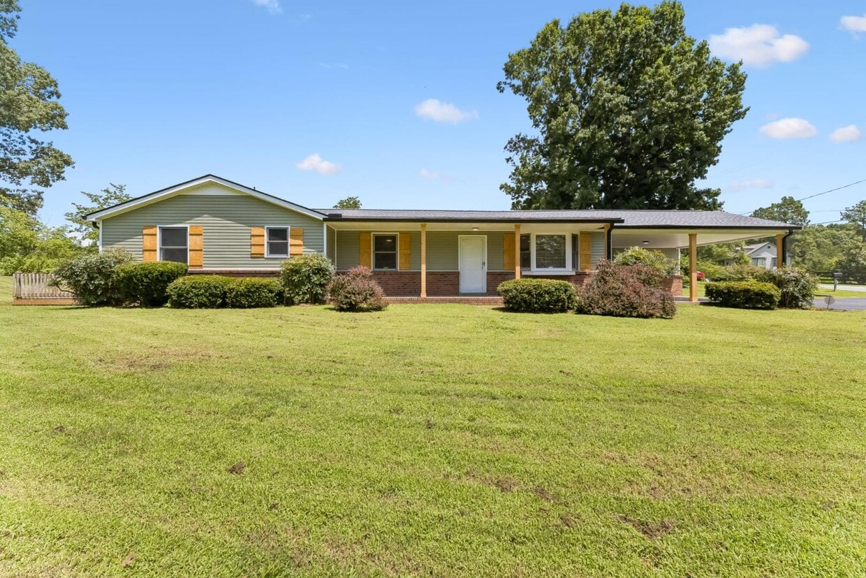 Photo - 1001 Lakeside Dr