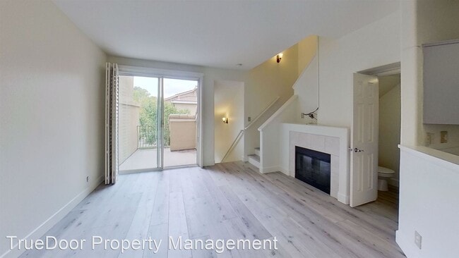 Foto del edificio - 1 br, 1.5 bath House - 7768 E Portofino Ave